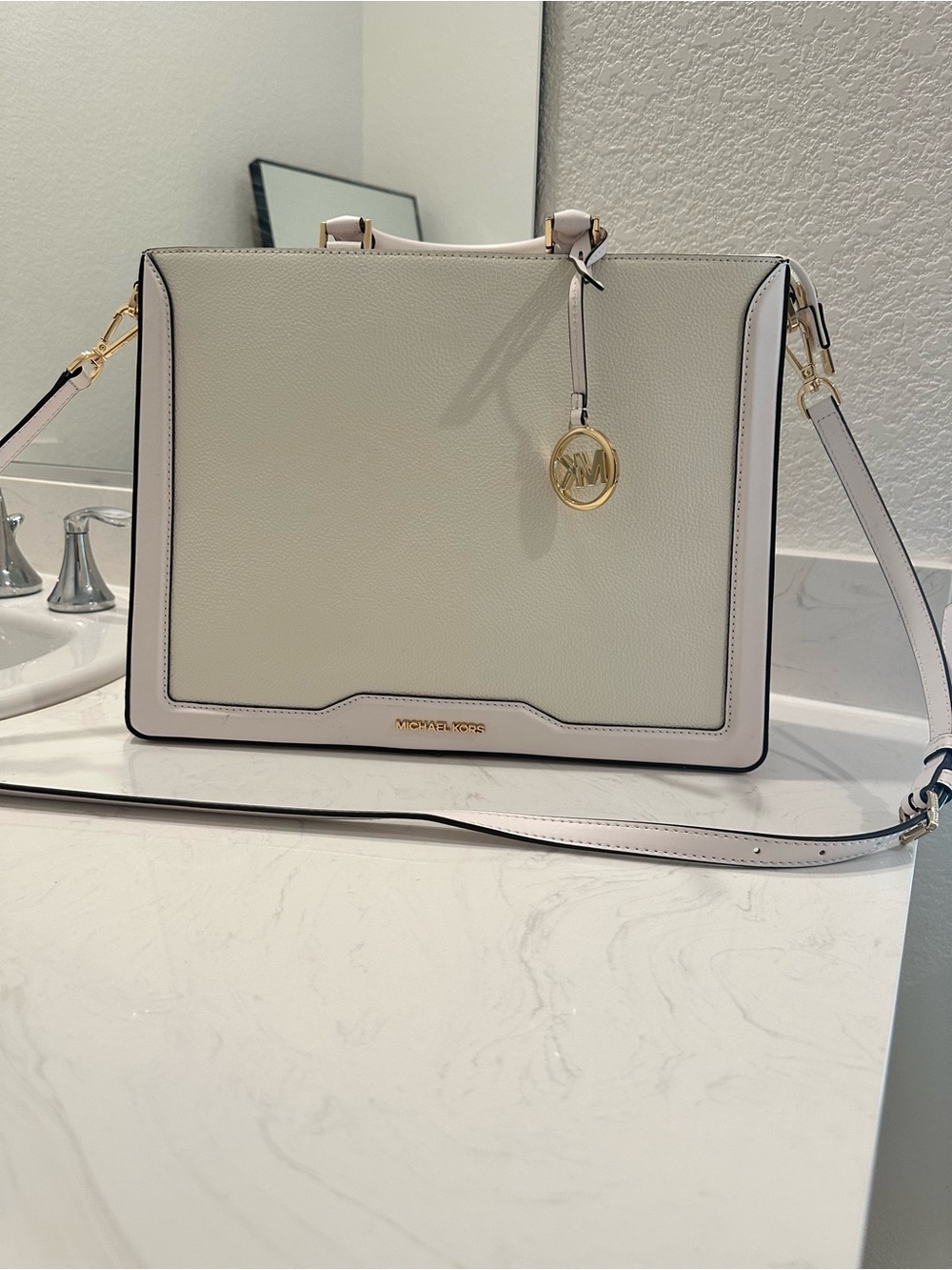 MICHAEL KORS White Cream Leather Top-Handle Satchel with Gold Hardware